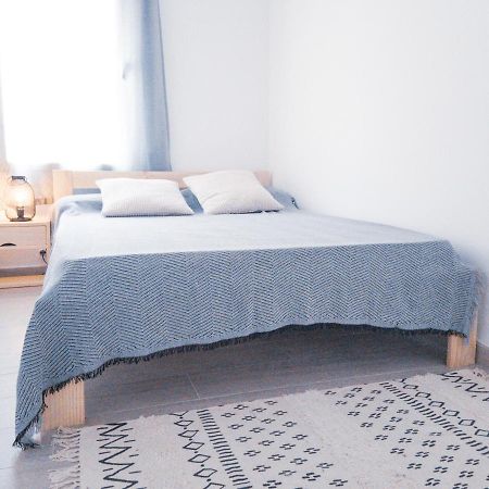 Apartamento A 1 Minuto De La Playa تورّيذيمْبَرّا المظهر الخارجي الصورة