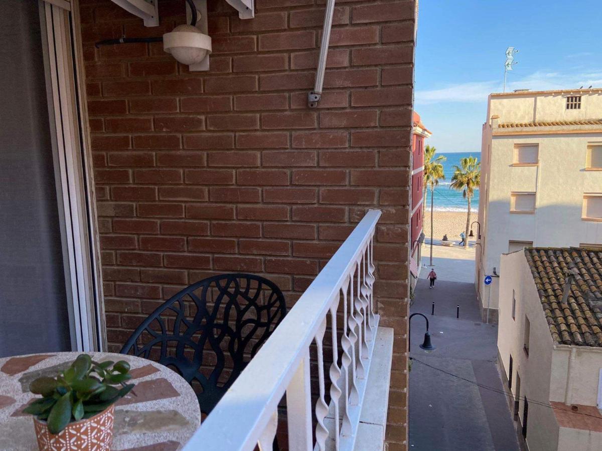Apartamento A 1 Minuto De La Playa تورّيذيمْبَرّا المظهر الخارجي الصورة